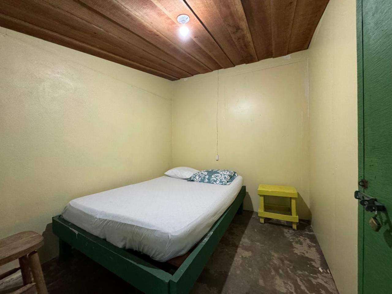 Casa Mamre Hostel Cahuita Kültér fotó